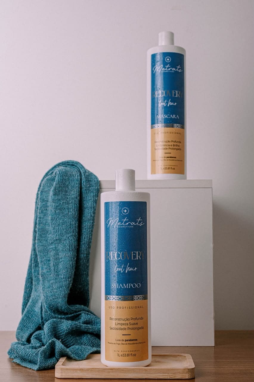 Shampoo e máscara da linha Recovery da Metrats
